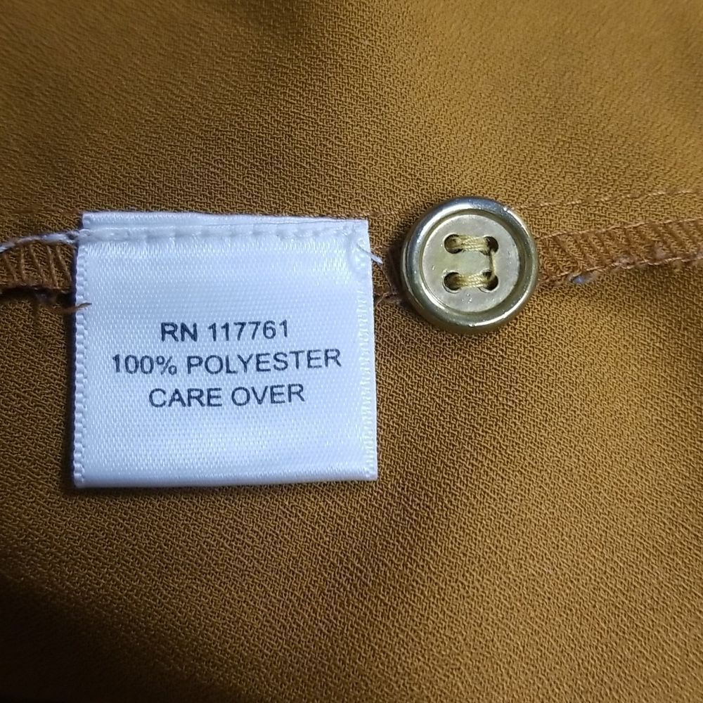 Speed Limit MPH Blouse Cuffef Cap Sleeves V-Neck 1/4 Zipper Dark Gold/Brown 2X - Picture 6 of 7